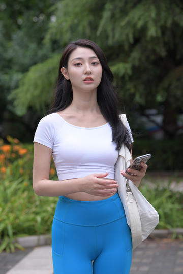 国产播放隔着超薄丝袜进入